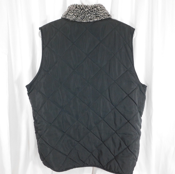 Vest - Picture 2 of 4